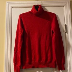 Red Moon 💯 Cashmere Luxurious Red Turtleneck Sweater Never Used